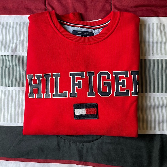 Tommy Hilfiger Sweatshirt (medium) - Picture 4 of 9